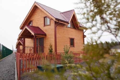 План дома 8 на 8 двухэтажный. Планировка двухэтажного дома