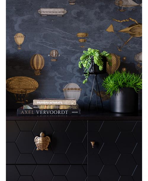 Интересный дизайн квартиры в желтом и черном цвете 03