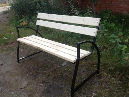 Скамейки из металла и дерева. Садовая скамейка — использование в ландшафтном дизайне и инструкция для постройки своими руками (100 фото)