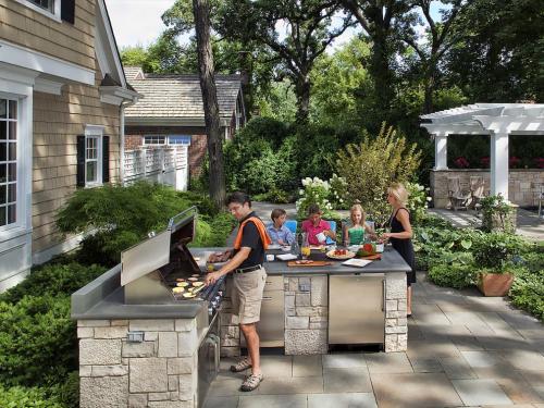 Дизайн небольшого участка возле частного дома. Красивый двор — модная тенденция или необходимость