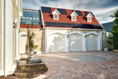 Гараж перед домом. Одноэтажный дом с гаражом 03 Гараж перед домом. Одноэтажный дом с гаражом 03