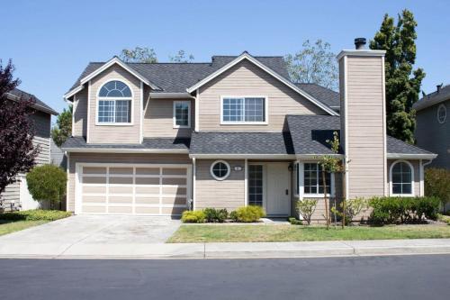 Гараж сверху дом. Дом с гаражом – очевидные преимущества