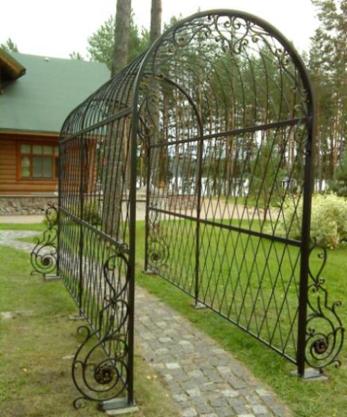 Арка для цветов своими руками. Где установить арку  для цветов на даче?