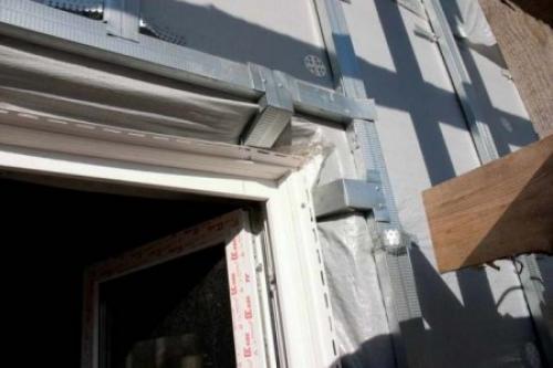 Приоконная планка размеры. Зачем нужна околооконная планка сайдинга и как ее крепить на фасад?