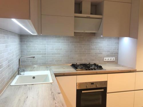 Как Вам кухня? Что бы Вы изменили (убрали или добавили)? 03