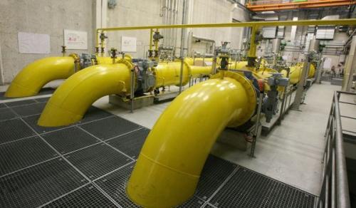 Обязательно ли красить стеклообои. Нужно ли грунтовать поверхность стеклообоев перед окрашиванием? 07