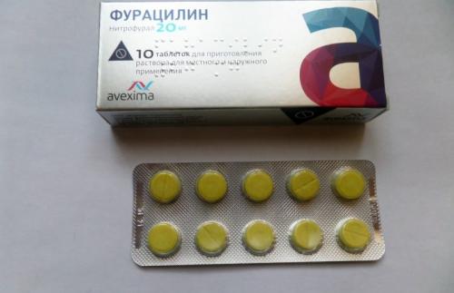 Причина появления плесени в ванной комнате. Последствия заражения патогенной флорой 11