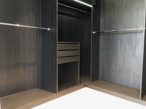 Оцените гардеробную от 1 до 10 02