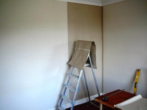 Как ровно покрасить стеклообои. Покраска и поклейка стеклообоев