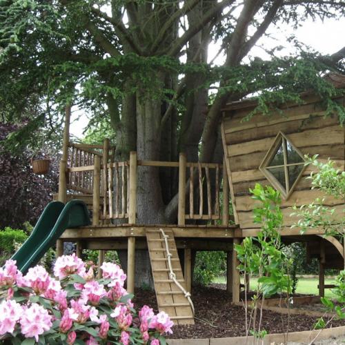 Дизайн детских домиков на даче. Домик для детей: как сделать своими руками красивый и стильный домик. 70 фото и проектов