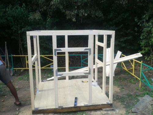 Детский домик из фанеры своими руками чертежи. Мастер-класс по созданию детского домика для дачи своими руками