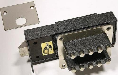 Кодовый замок уличный. Установка кодового замка на калитку: как установить механический замок с кодом