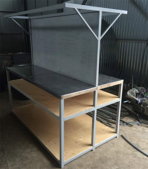 Стол из профильной трубы и дерева. Профильная труба, как материал для изготовления мебели