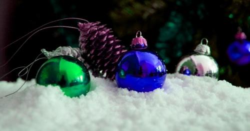 Как сделать из пенопласта домик снежный. Искусственный снег в домашних условиях