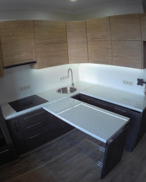 Выдвижная столешница на кухне. Оцените идею. 02