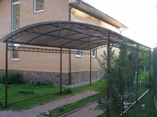 Навесы для частного дома из поликарбоната своими руками. Навесы из поликарбоната — самостоятельное изготовление и особенности проектирования (100 фото)