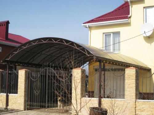 Навесы для частного дома из поликарбоната своими руками. Навесы из поликарбоната — самостоятельное изготовление и особенности проектирования (100 фото)