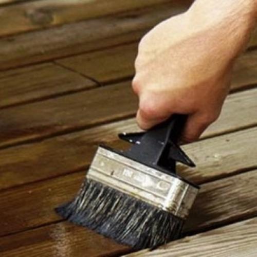 Обработка деревянного дома внутри. Методы защиты изделий из дерева