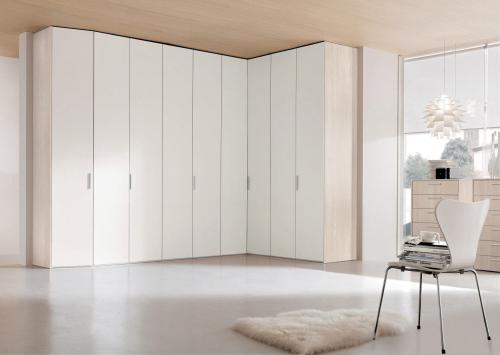 Плюсы и минусы углового шкафа в зале. Виды