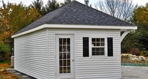 Четырехскатная крыша плюсы и минусы. Четырехскатная крыша – виды, подготовка к установке, расчет размеров и проектирование стропильной системы