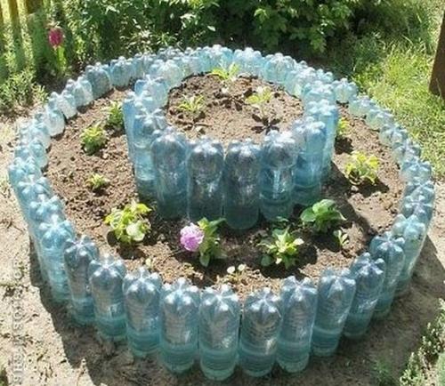 Поделки из пластиковых бутылок для сада пошаговая инструкция. Что можно сделать из пластиковых бутылок?