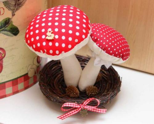 Текстильные поделки для дома своими руками. Поделки из ткани своими руками: мастер-класс для начинающих + 130 фото