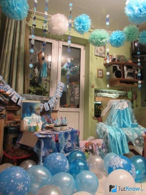 Как украсить комнату на день рождения своими руками. Украшение шариками 23