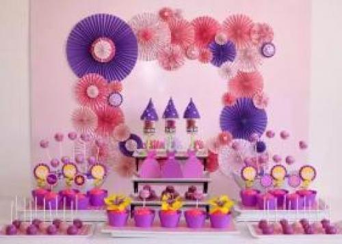 Как украсить комнату на день рождения своими руками. Украшение шариками 10