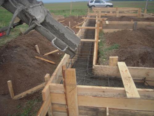 Строительство дома из газобетона своими руками. Дом из газобетона своими руками: поэтапное строительство