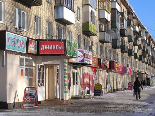 Магазин на первом этаже жилого дома. Жильцы дома помешали предпринимателю сделать из квартиры магазин