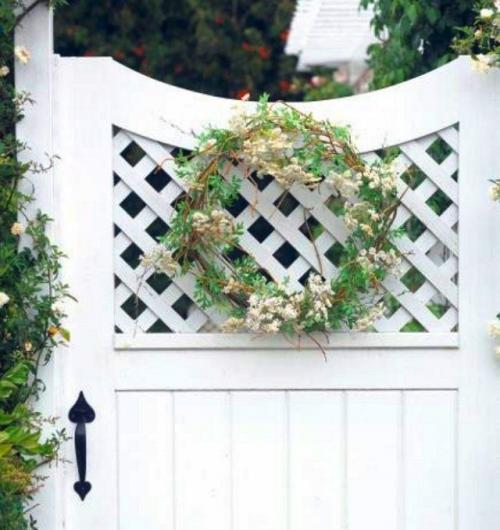 Как создать красивый и функциональный вход на участок. 17 неординарных идей по оформлению входа на ваш участок