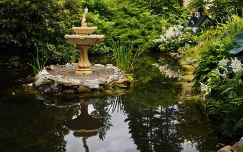 Какие элементы декора можно использовать для украшения участка. Функциональный декор