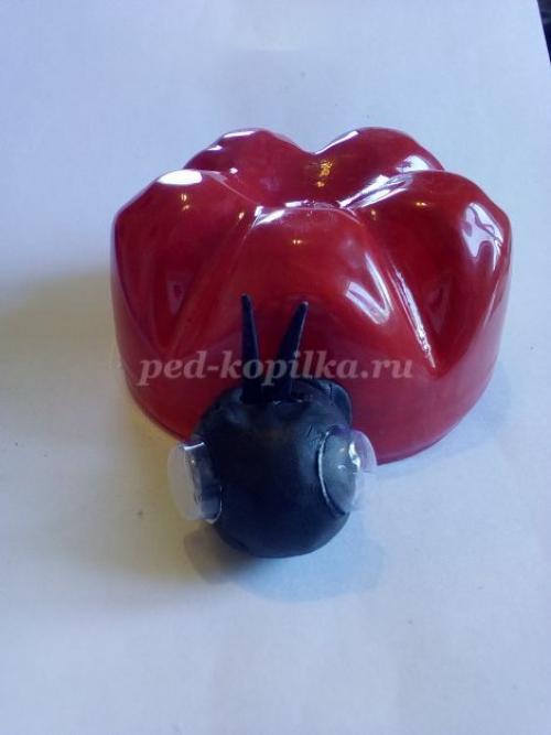 Сова из пластиковой бутылки 5 литров. Упрощенный вариант 25 Сова из пластиковой бутылки 5 литров. Упрощенный вариант 25