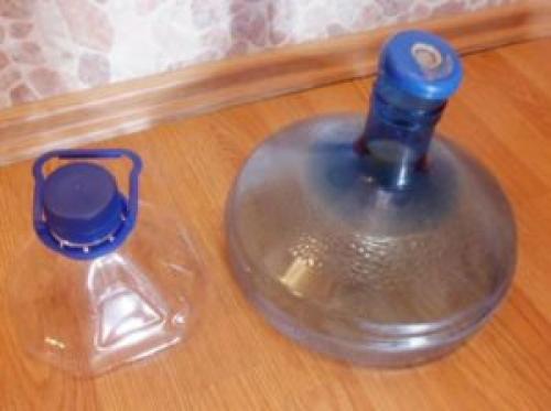 Вазы из 5 литровых пластиковых бутылок. Ваза из пластиковой бутылки и шпагата