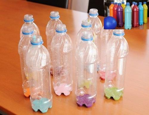 Клумбы из 5 литровых пластиковых бутылок. Клумба из бутылок — простые фото-идеи, дизайн клумб своими руками, из пластиковых, стеклянных бутылок (инструкция)