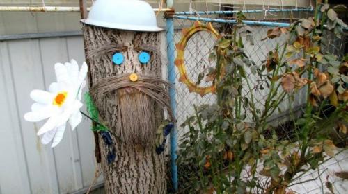 Поделки из 5 литровых бутылок для сада. Поделки из пластиковых бутылок: красивые украшения сада и варианты использования пластика (75 фото + видео)