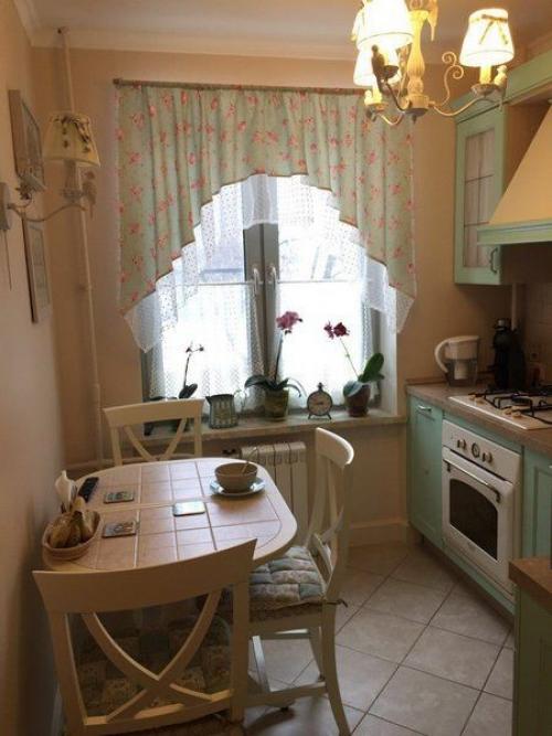 Ремонт маленькой кухни своими руками бюджетный вариант 06 Ремонт маленькой кухни своими руками бюджетный вариант 06