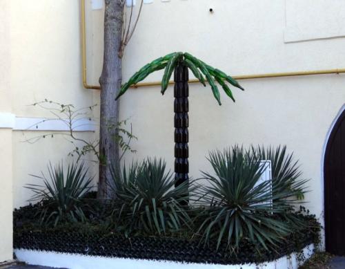 Пальмовые листья из пластиковых бутылок. Пальма из бутылок — подробное описание, как сделать из различных материалов своими руками