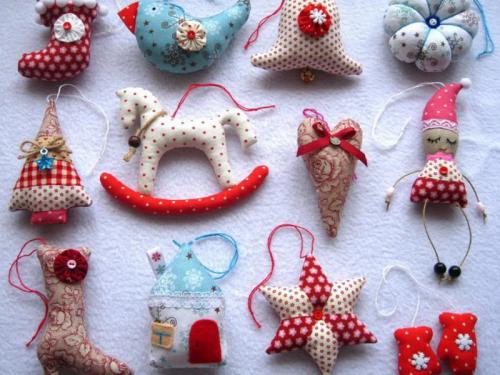 Новогодние выкройки для игрушек из фетра. Правила работы с фетром 15