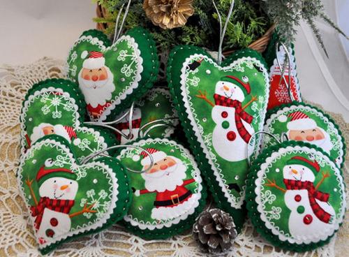 Новогодние выкройки для игрушек из фетра. Правила работы с фетром 10