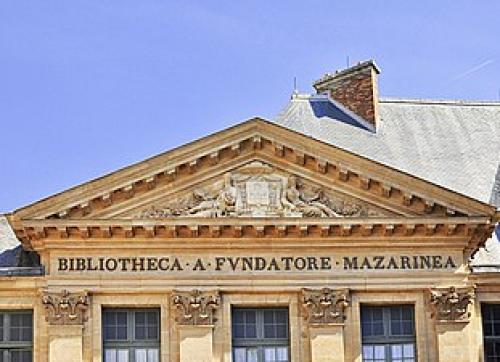 Фронтоны домов с точки зрения архитектуры. 03