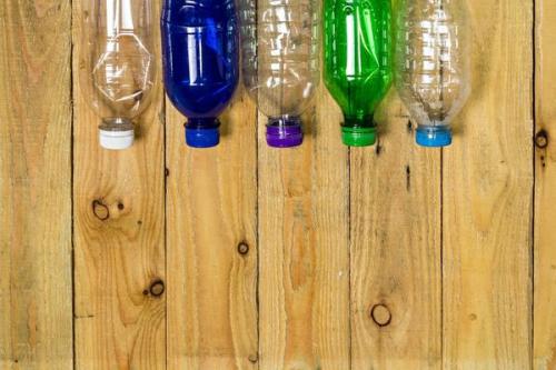 Можно ли сделать мебель из пластиковых бутылок. Дачная мебель из пластиковых бутылок: антикризисный дизайн