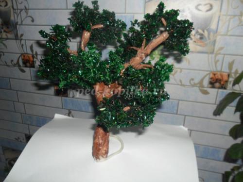 Как сделать полезные поделки из пластиковых бутылок для дома и сада 10