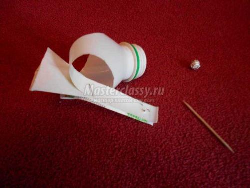 Пошаговая инструкция: как создать оригинальные игрушки из пластиковых бутылок 10 Пошаговая инструкция: как создать оригинальные игрушки из пластиковых бутылок 10