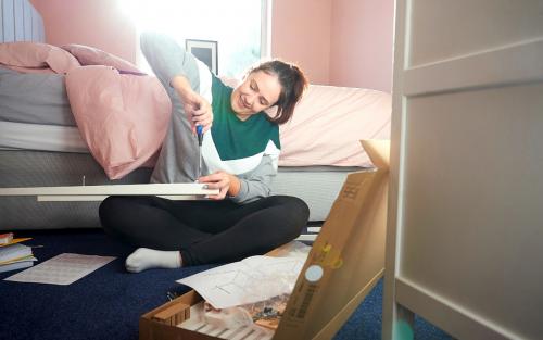 Какая высота прикроватной тумбочки рекомендуется для детей. ДЕТСКАЯ ТУМБОЧКА: ОСОБЕННОСТИ И ТРЕБОВАНИЯ