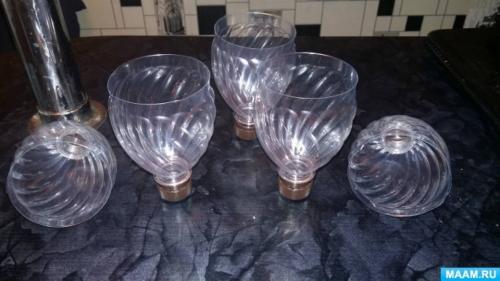 Какие игры и развлечения для детей можно организовать с использованием 5-литровых бутылок. Оборудование для спортивного уголка из пластиковых бутылок «Бильбоке, или Поймай мяч» (7 фото)