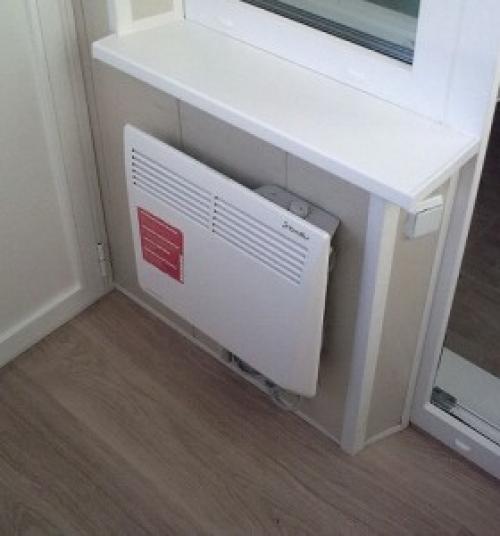 Обогрев балкона конвектором. Как выбрать конвектор на балкон — преимущества электрических обогревателей