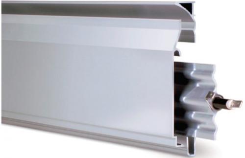 Теплый плинтус.  Конструкция и принцип действия теплого плинтуса