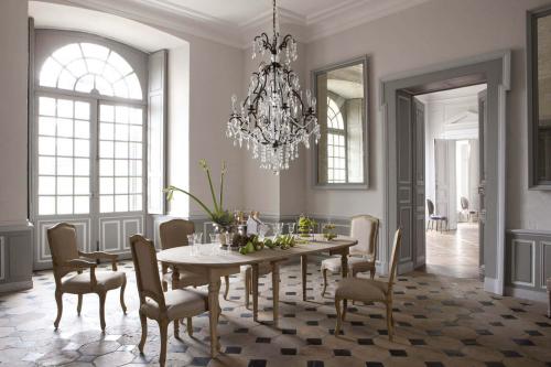 Дизайн квартиры во французском стиле: элегантность и шик для вашего дома 03 Дизайн квартиры во французском стиле: элегантность и шик для вашего дома 03