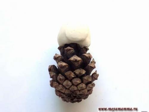 Заяц из шишек. Как сделать зайца из шишки и пластилина